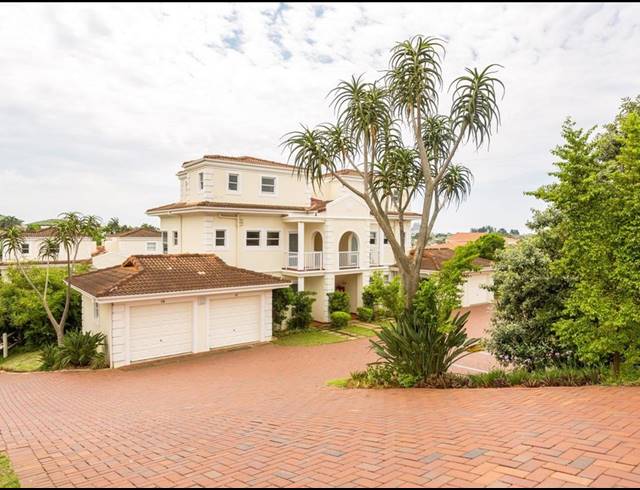 1 BEDROOM SIMPLEX FOR SALE IN LA LUCIA
